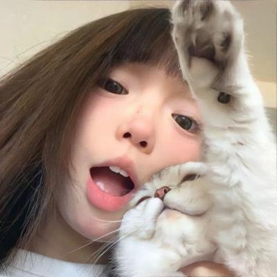 美女荒野逃亡